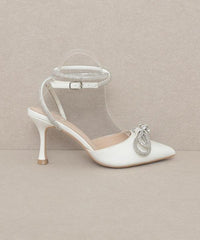 Oasis Society Chelsea - Bow Front Kitten Heel - Modestly Vogue 