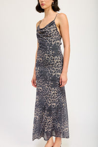 SLIGHT COWL MAXI DRESS WITH OPEN BACK - Modestly Vogue 