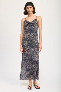 SLIGHT COWL MAXI DRESS WITH OPEN BACK - Modestly Vogue 