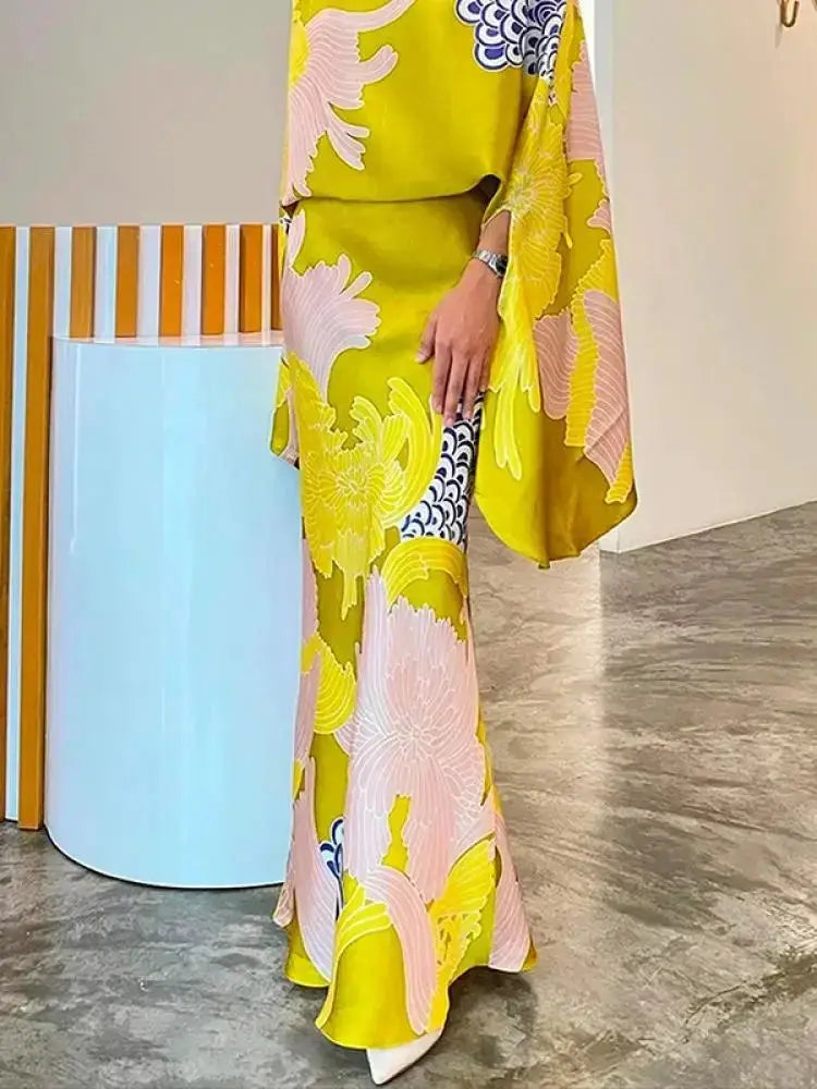 Floral Printed Two-Piece Set: Batwing Sleeve Blouse & A-Line Skirt - Modestly Vogue 