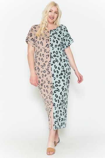 Flattering Curvy Fit | Stylish & Comfortable Plus-Size Clothing | Modestly Vogue Front Slit Dolman Leopard Print Maxi Dress - Modestly Vogue 