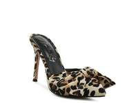 Joelle Pump - Modestly Vogue 