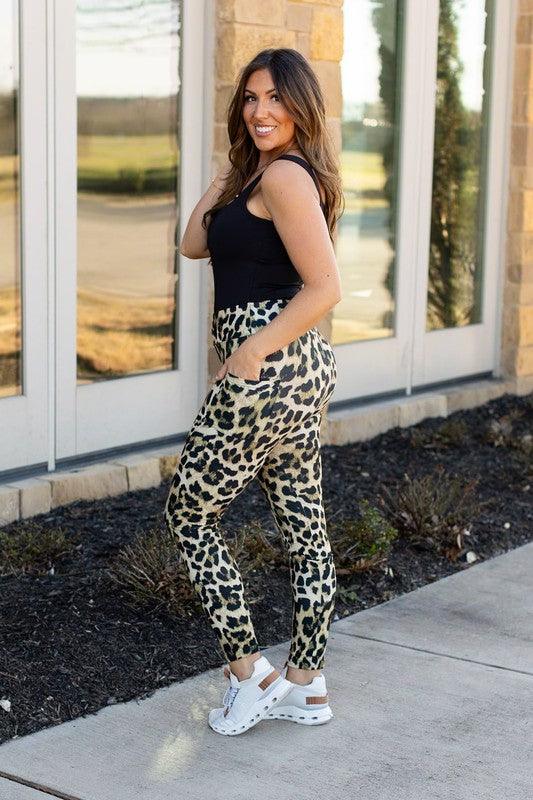 Leopard Leggings - Modestly Vogue 