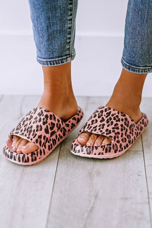 Leopard Print Thick Sole Slip On Slippers - Modestly Vogue 