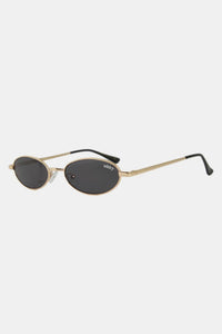 Trendy Sunglasses for Women – Stylish & UV-Protected Eyewear for Every Look | Modestly Vogue Nicole Lee USA Metal Frame Finley Oval Sunglasses - Modestly Vogue 